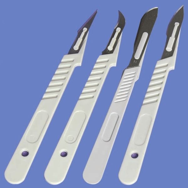 Scalpel Blades with Holder